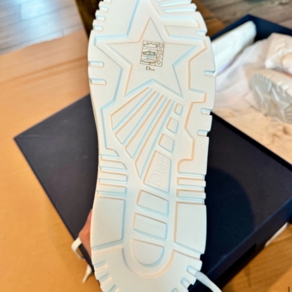 Christian Dior brand new never used - Picture 10 of 16